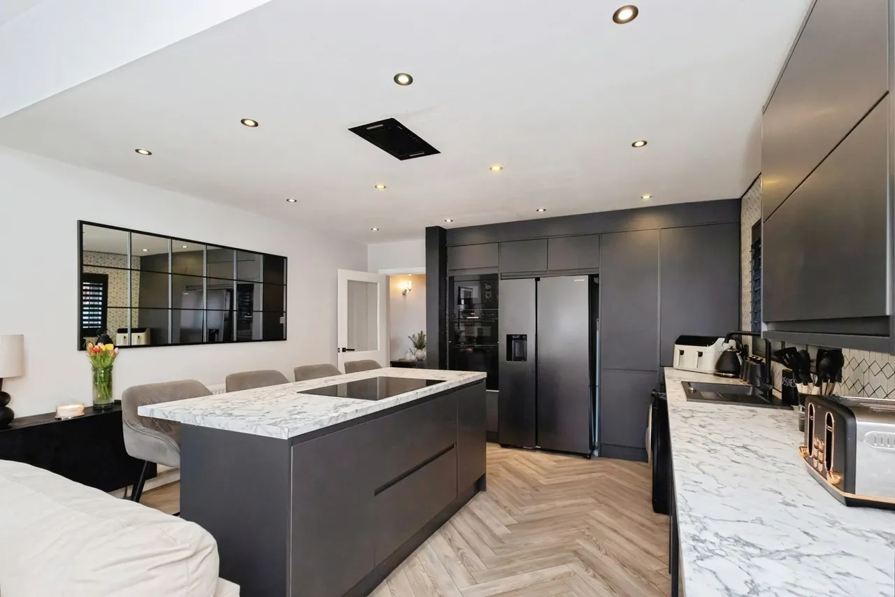 Sandy Lane, Droylsden, Manchester, Greater Manchester, M43, photo 4