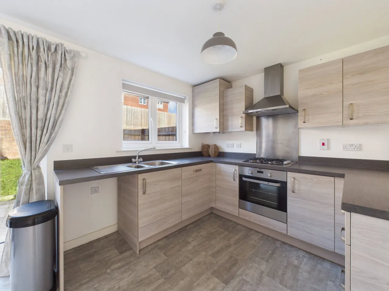 Barnett Way, Lydney, GL15, photo 4