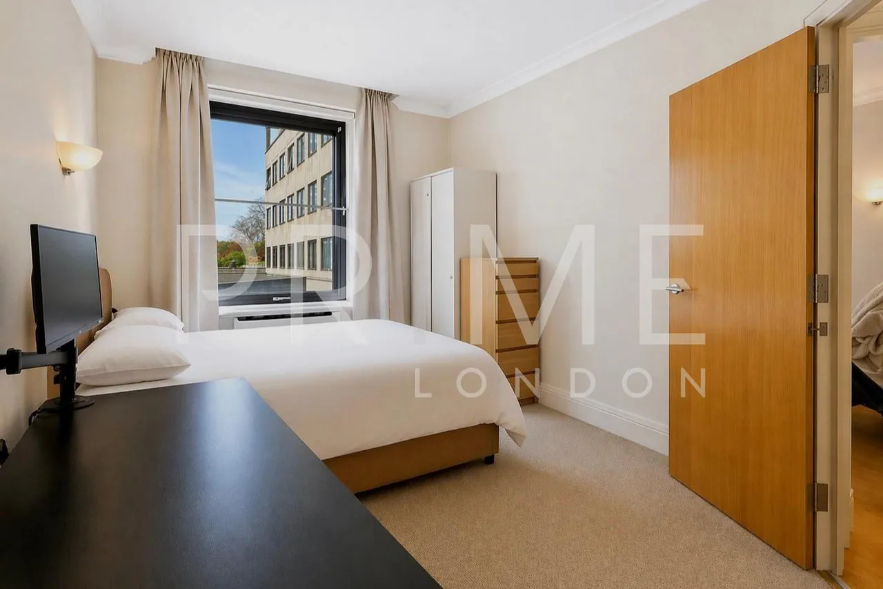 Belvedere Road, South Bank, SE1, photo 5