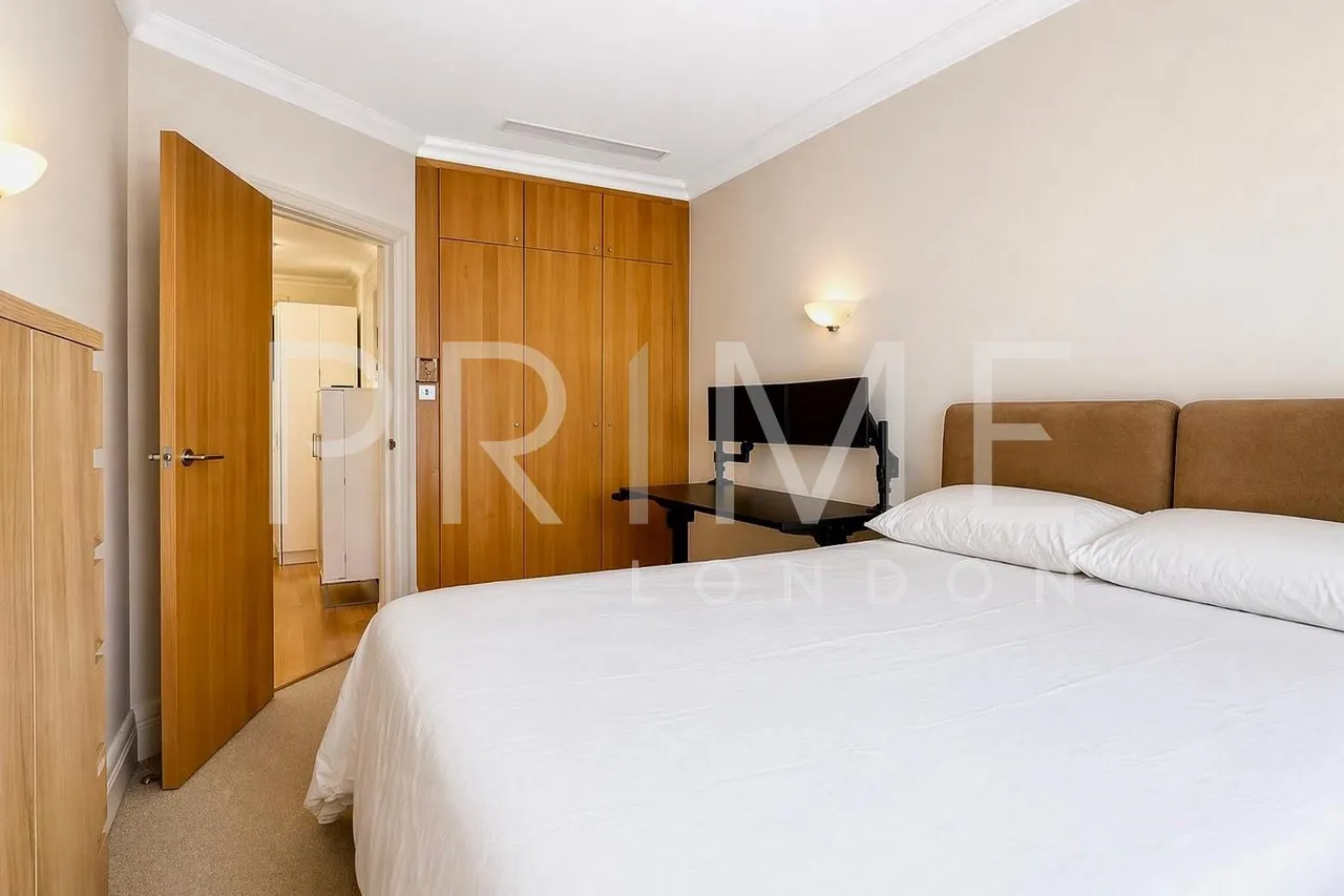 Belvedere Road, South Bank, SE1, photo 8