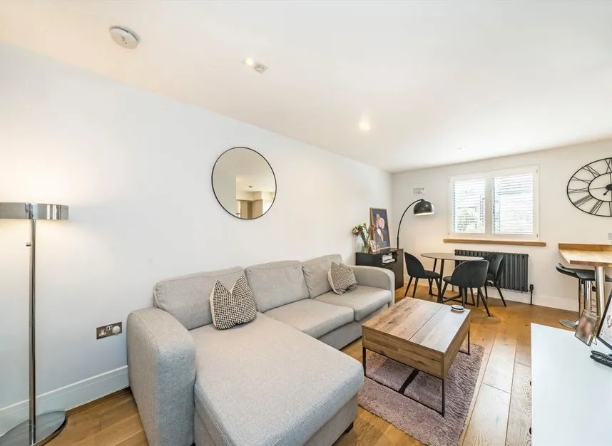 Oakhurst Grove, East Dulwich, SE22, photo 3