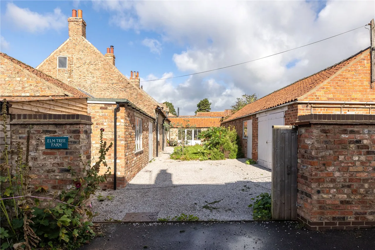 Flaxton, York, YO60, photo 8
