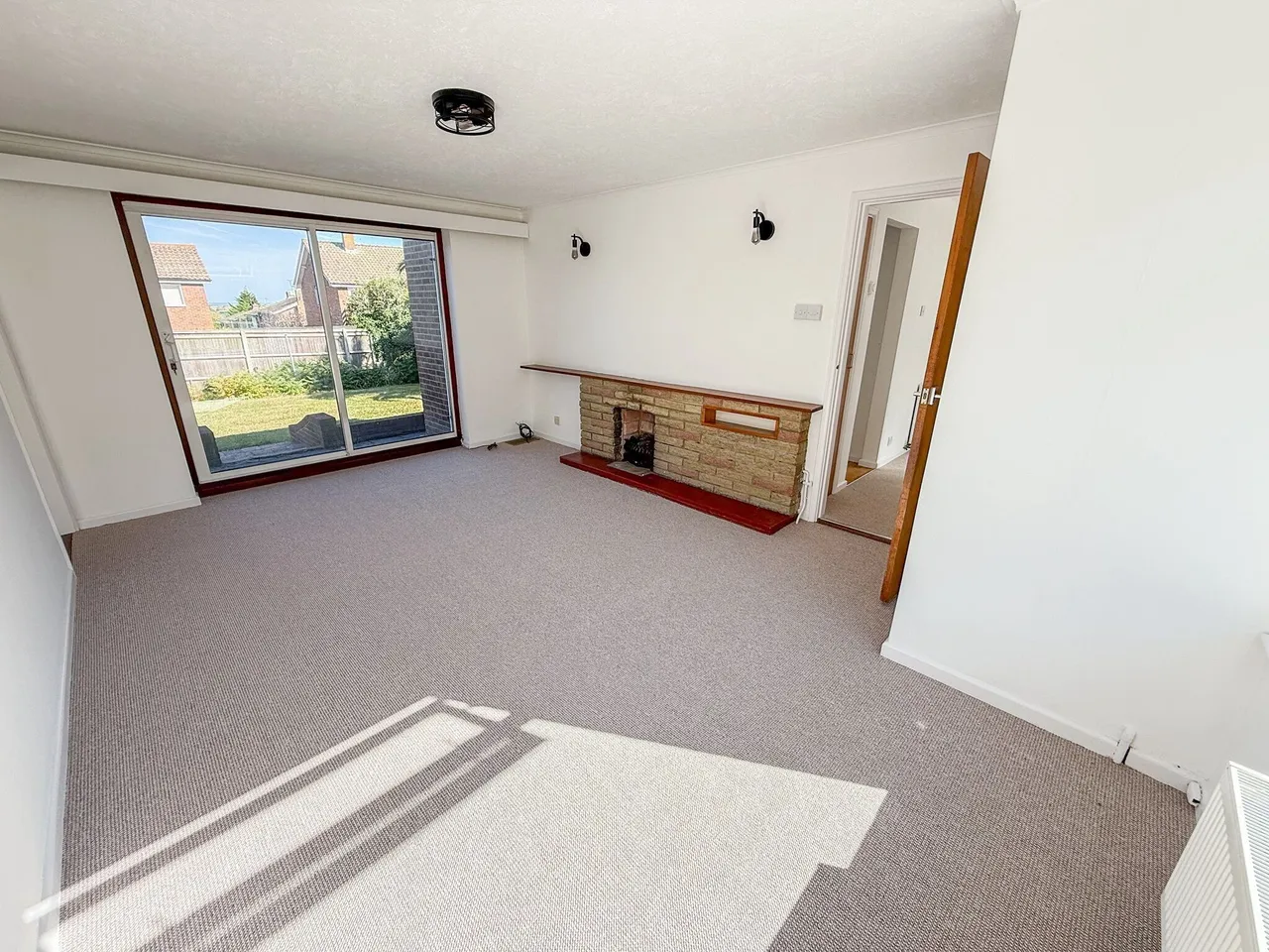 Bracken Road, Eastbourne, BN20, photo 2