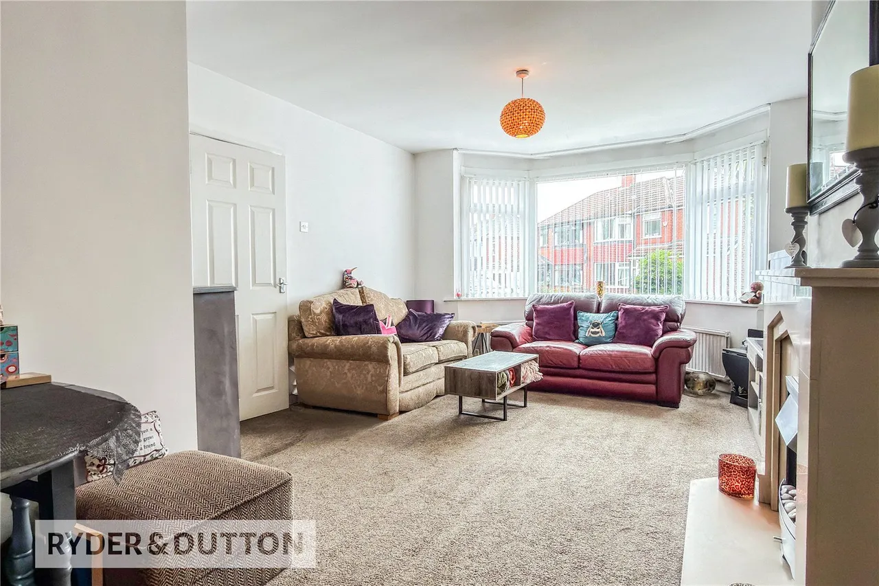 Ashton Crescent, Chadderton, OL9, photo 8