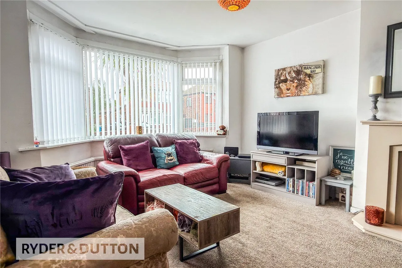 Ashton Crescent, Chadderton, OL9, photo 9