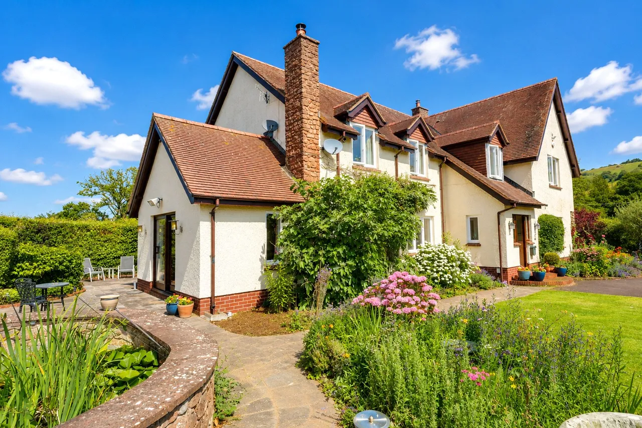 Brockwell Lane, Wootton Courtenay, photo 17