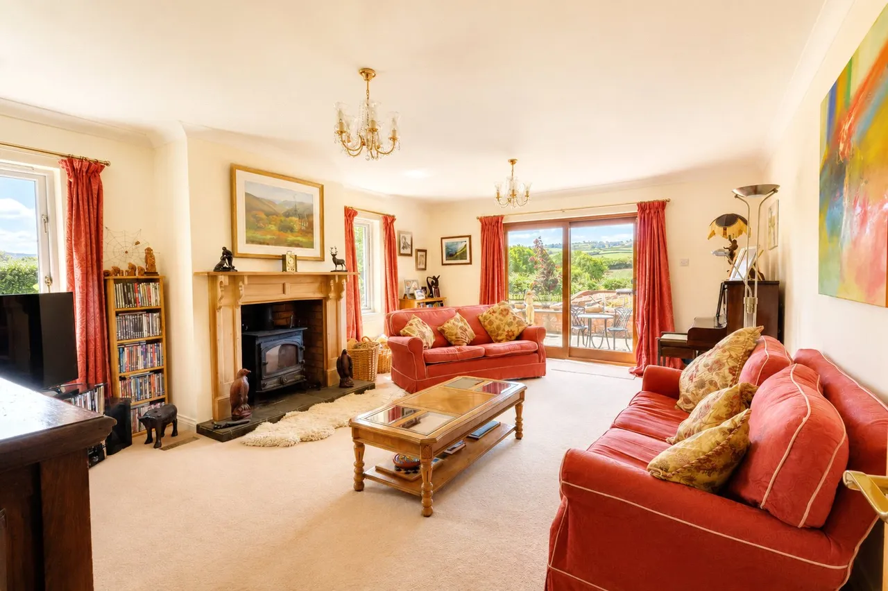 Brockwell Lane, Wootton Courtenay, photo 4