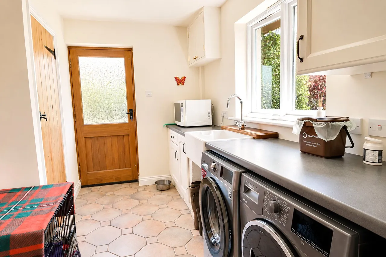 Brockwell Lane, Wootton Courtenay, photo 41