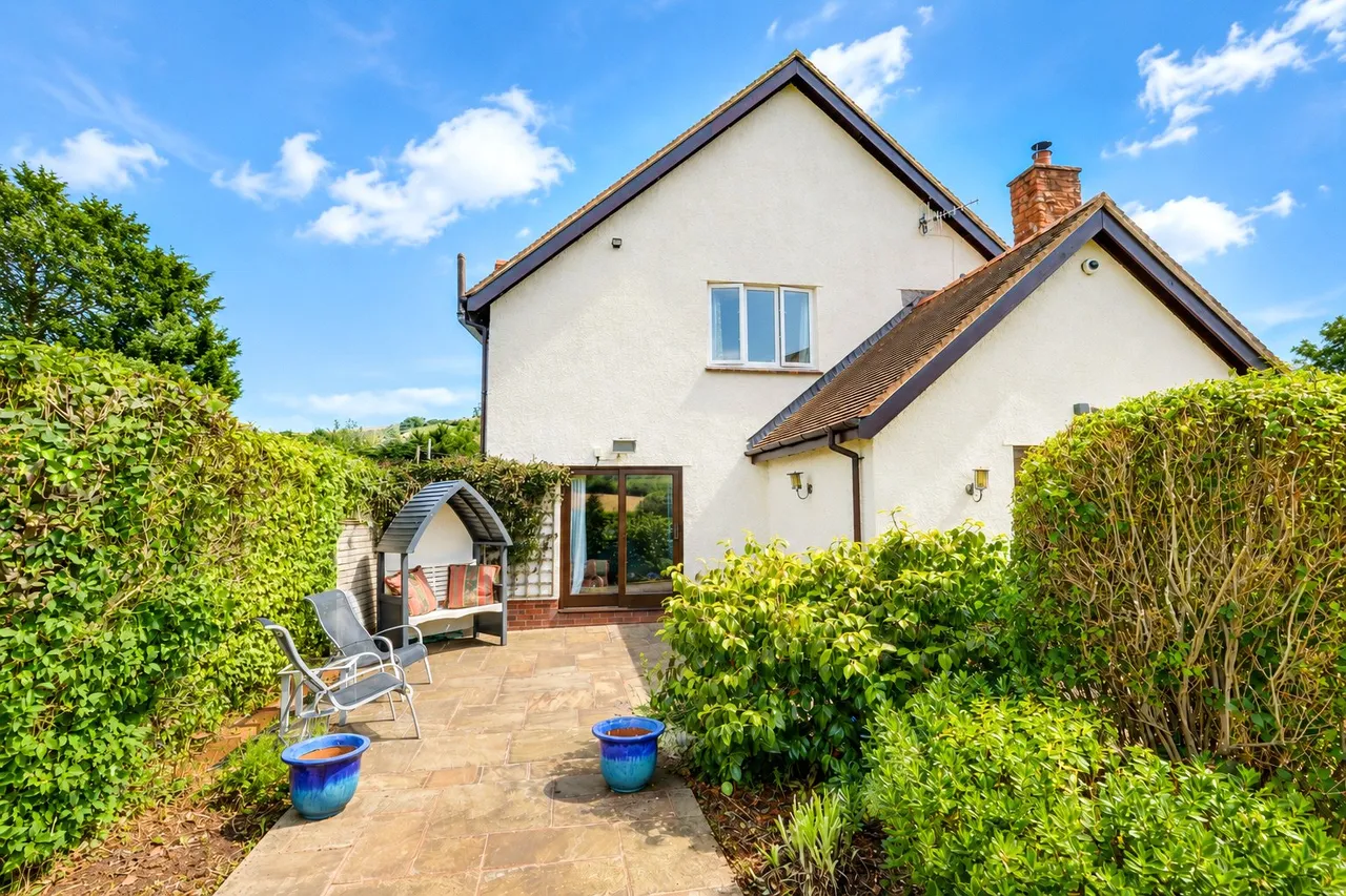Brockwell Lane, Wootton Courtenay, photo 31