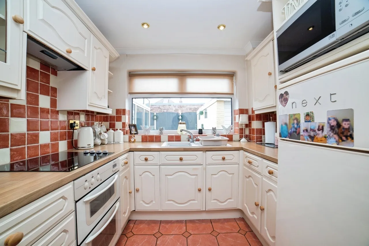 Cheriton Close, Mansfield, Nottinghamshire, NG19, photo 4