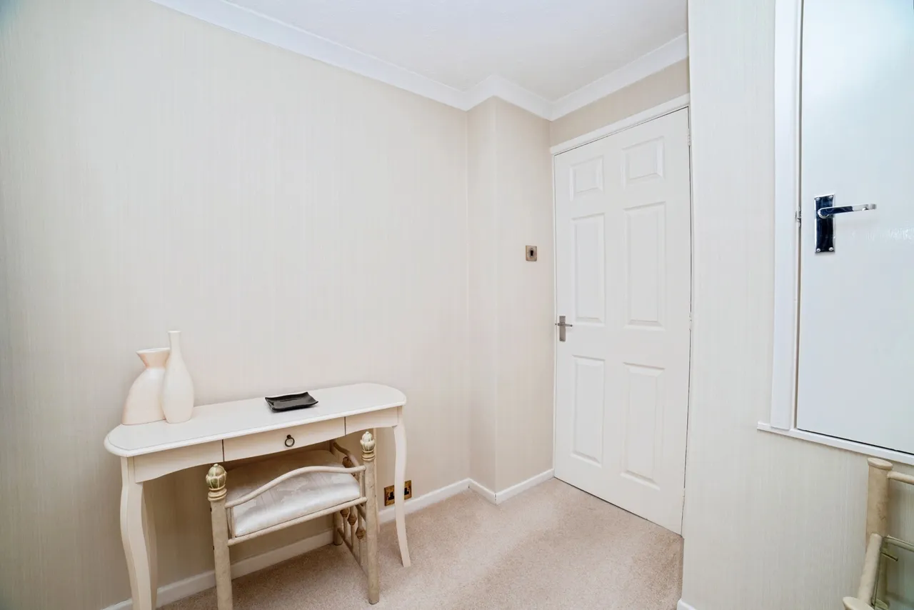 Cheriton Close, Mansfield, Nottinghamshire, NG19, photo 14