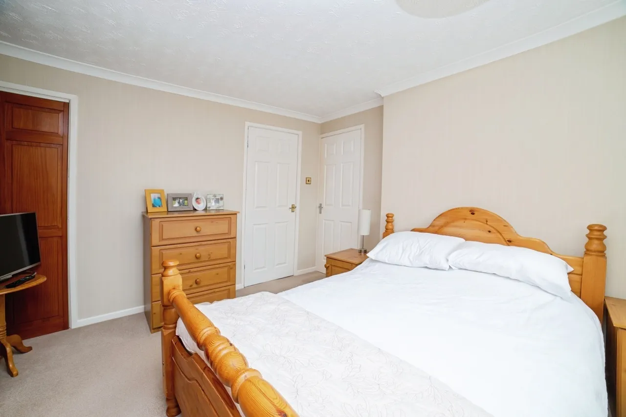 Cheriton Close, Mansfield, Nottinghamshire, NG19, photo 12