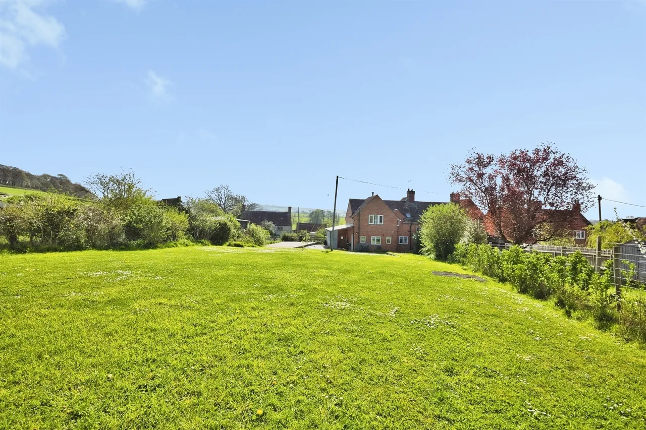 Hill View, Queen Camel, BA22, photo 13