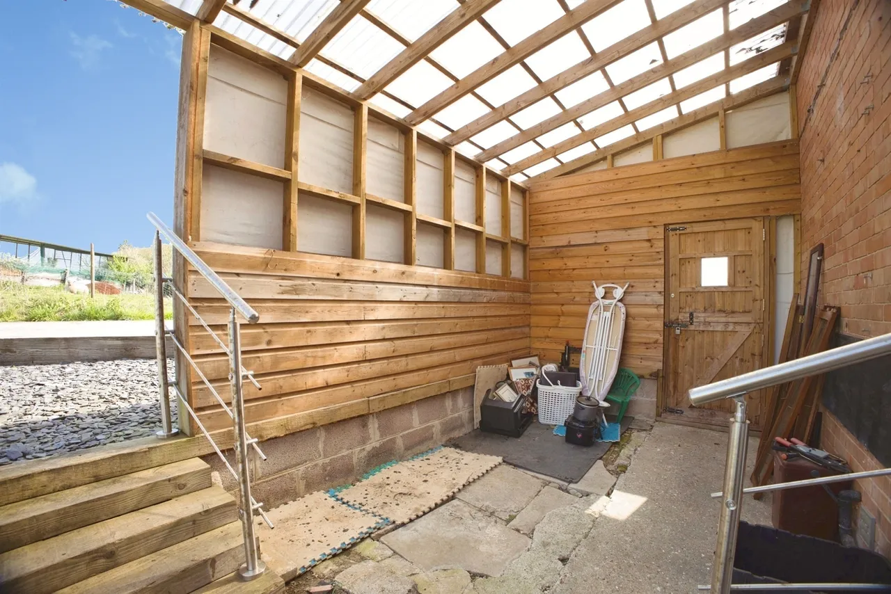 Hill View, Queen Camel, BA22, photo 17