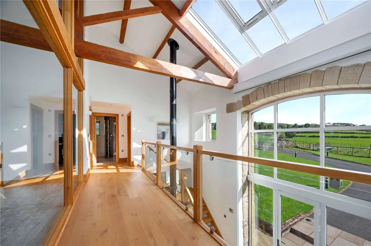 Ingleborough View Barn, Westhouse, Ingleton, North Yorkshire, LA6 3NZ, photo 10