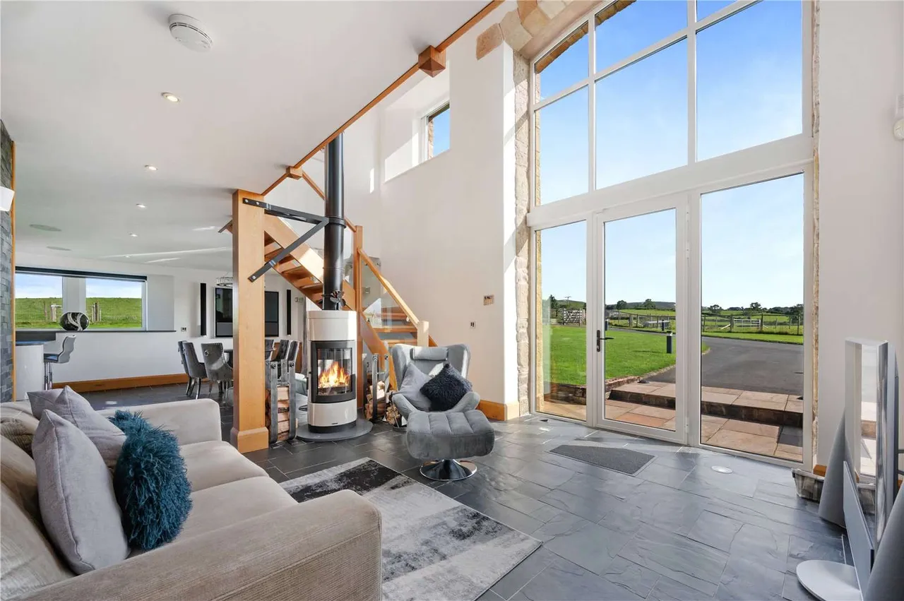 Ingleborough View Barn, Westhouse, Ingleton, North Yorkshire, LA6 3NZ, photo 7
