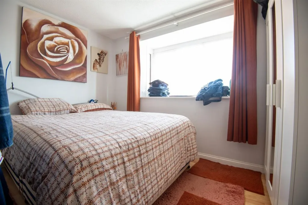 York Road, Wellingborough, NN8, photo 7