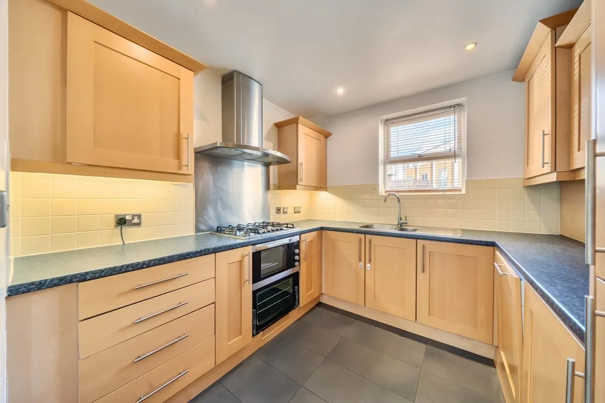 3 bed house to rent — Enderby Street London SE10