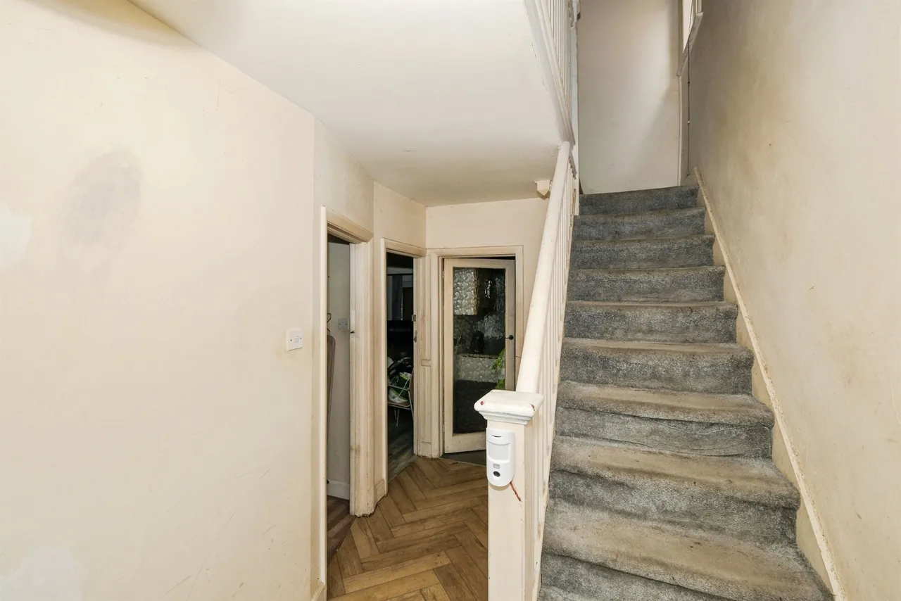 Coldean Lane, Brighton, photo 7