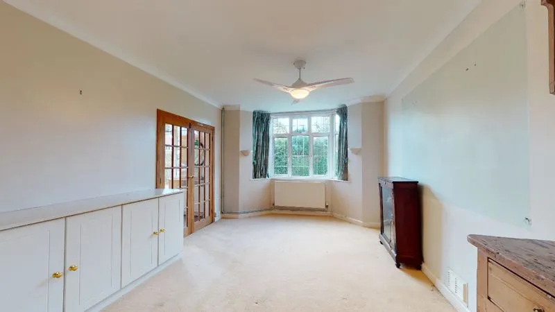 Newlands Avenue, Thames Ditton KT7 0HD, photo 6
