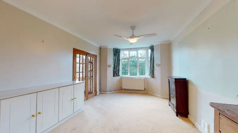 Newlands Avenue, Thames Ditton KT7 0HD, photo 9