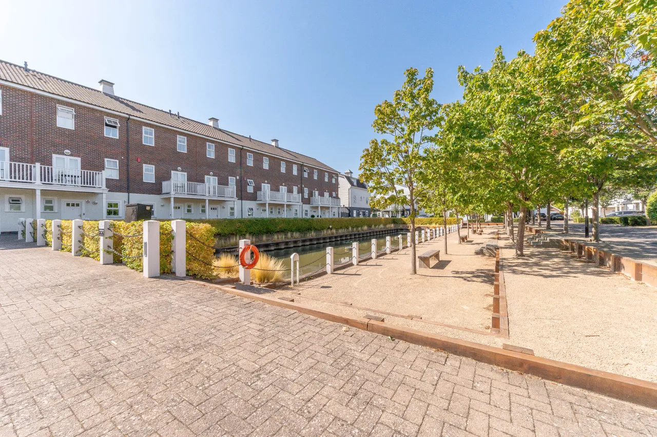 Flat 21 The Maltings, 1 Beaumont Drive, Worcester Park, photo 11