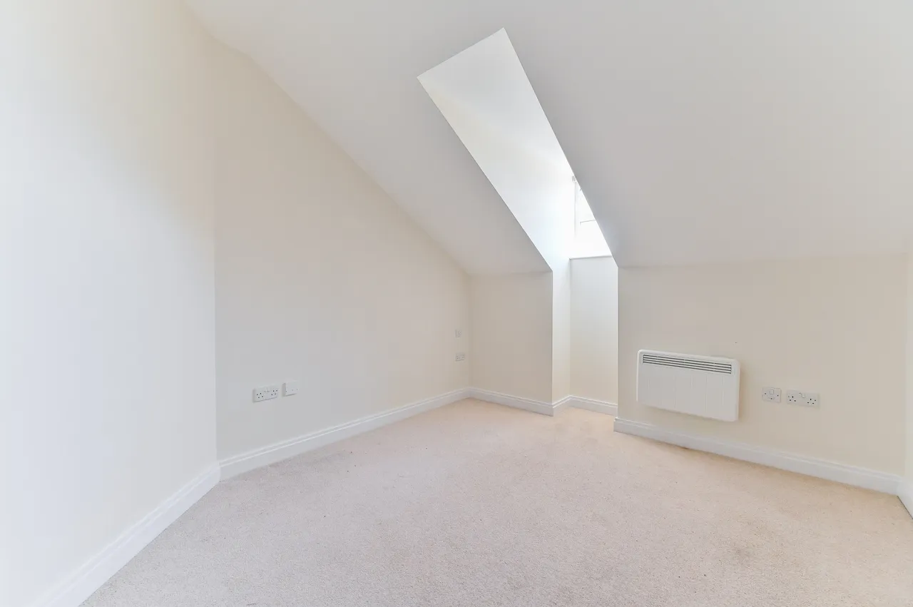 Flat 21 The Maltings, 1 Beaumont Drive, Worcester Park, photo 8