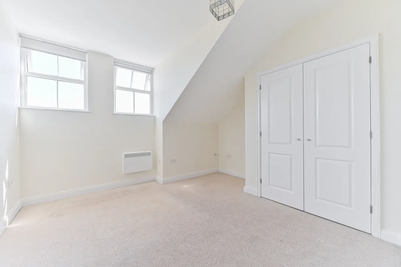 Flat 21 The Maltings, 1 Beaumont Drive, Worcester Park, photo 3