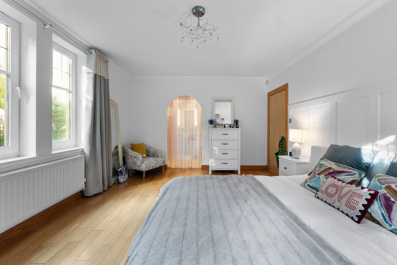 Whitecraigs Court, Giffnock, photo 10