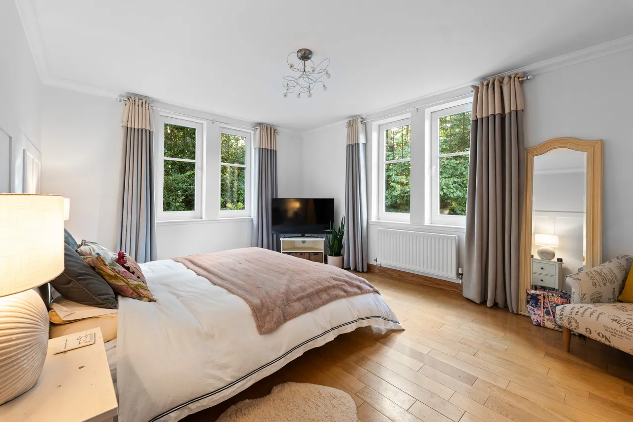 Whitecraigs Court, Giffnock, photo 9