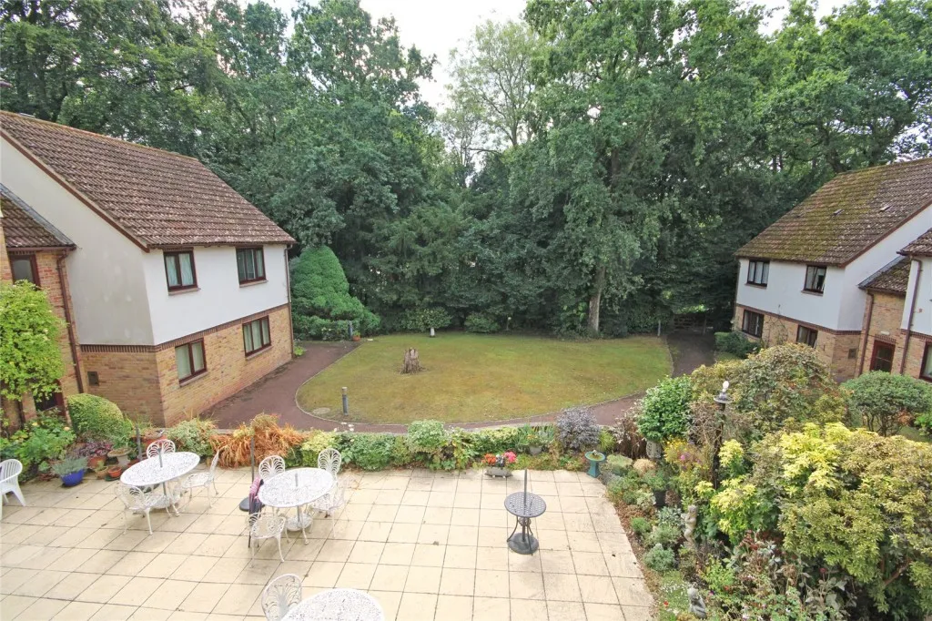 New Milton, Hampshire, photo 2