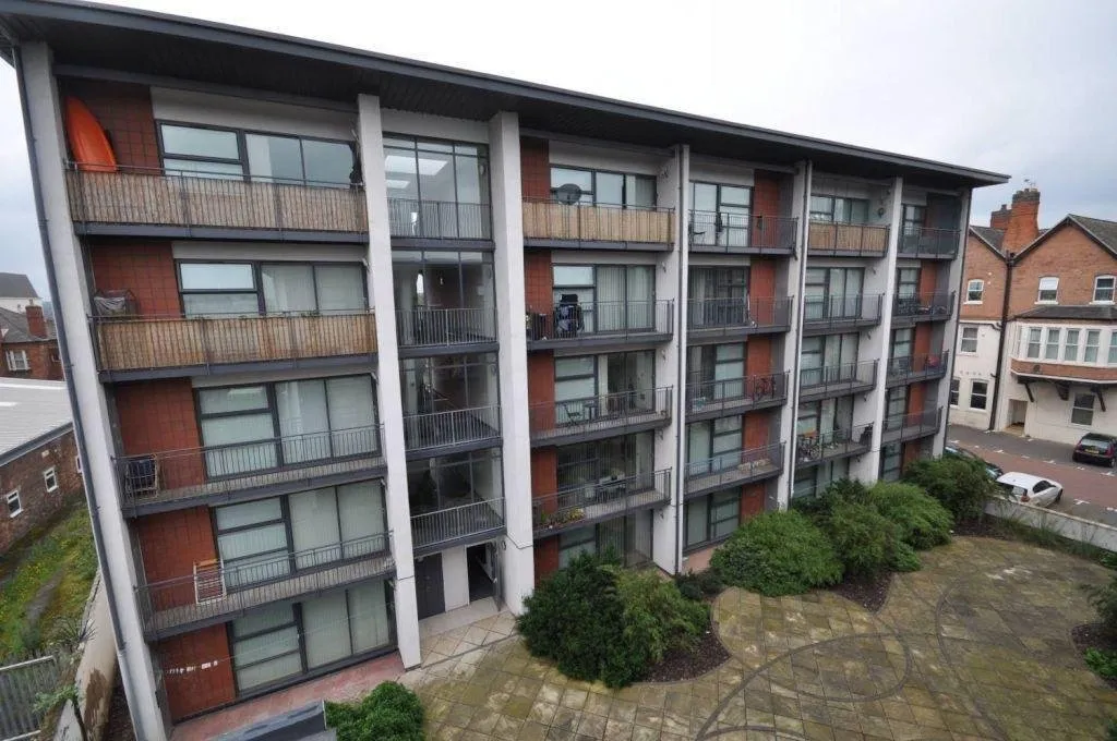 1 bed flat to rent, Station Court, Burton-on-Trent, DE14