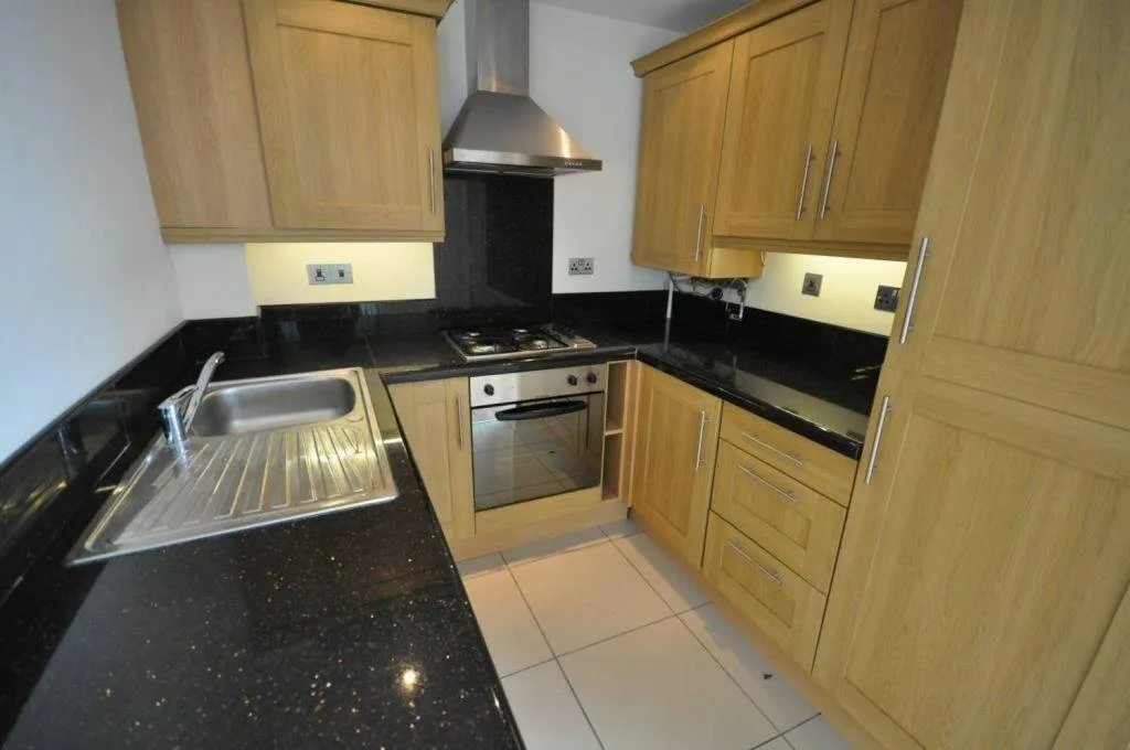 Station Court, Burton-on-Trent, DE14, photo 2