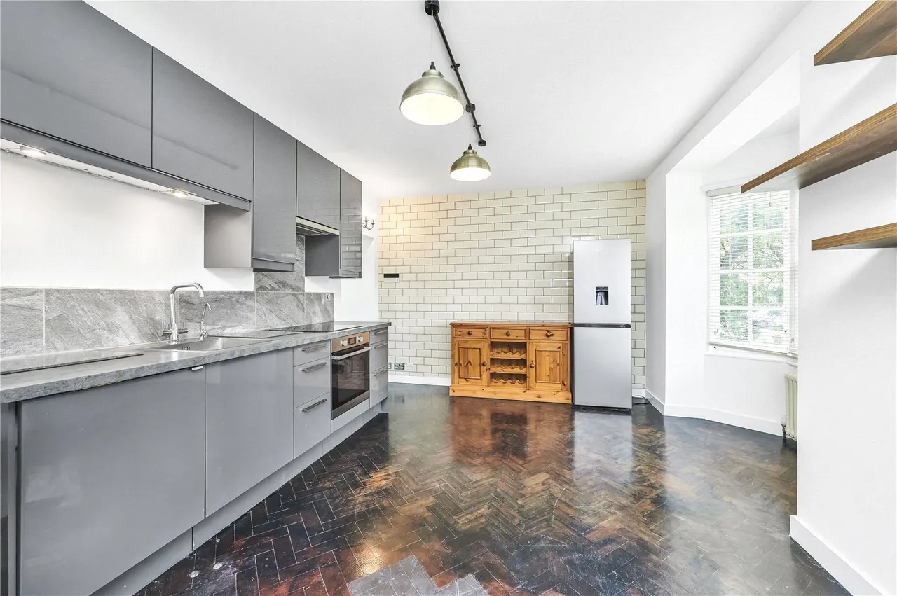 Albion Avenue, London, SW8, photo 6