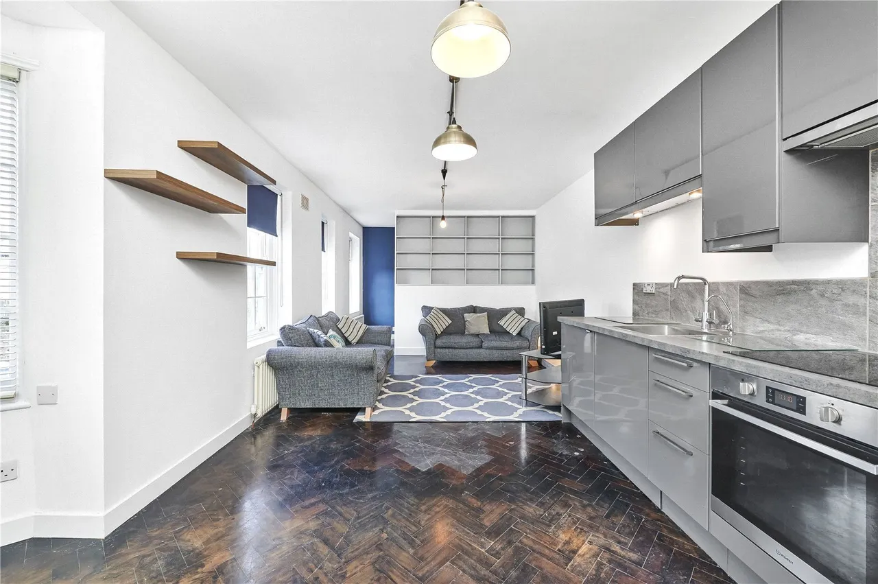 1 bed flat for sale, Albion Avenue, London, SW8