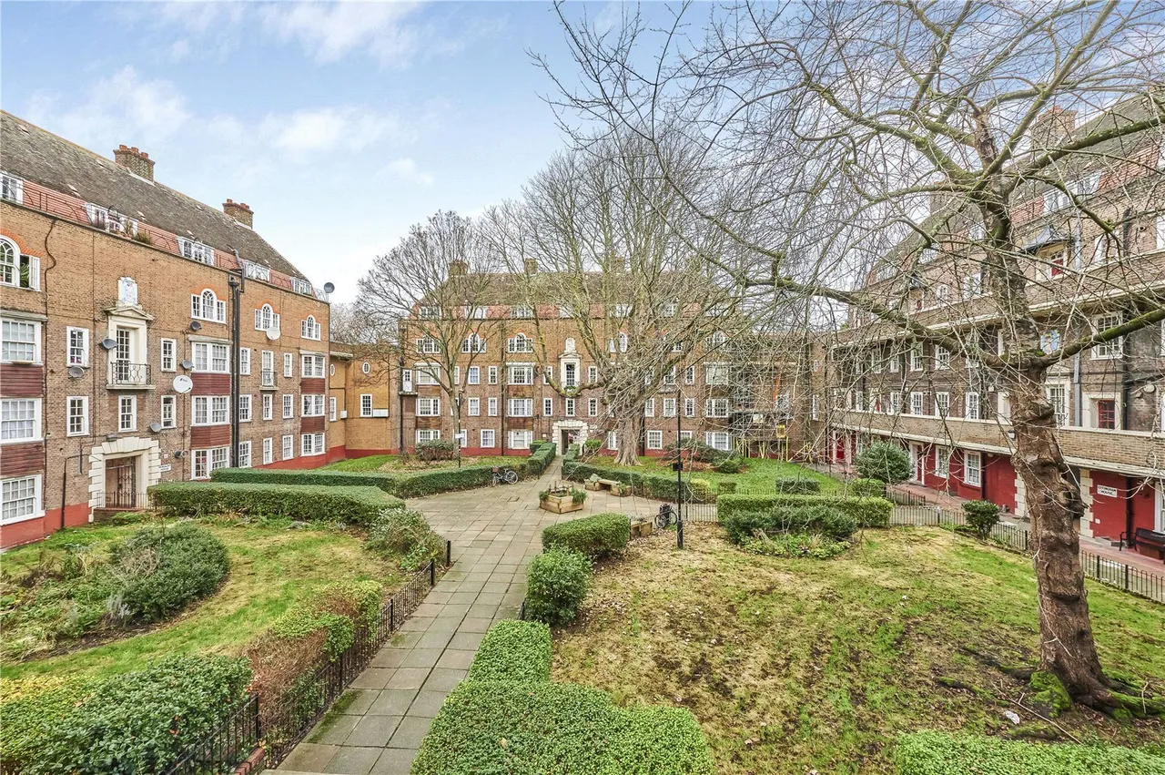 Albion Avenue, London, SW8, photo 11