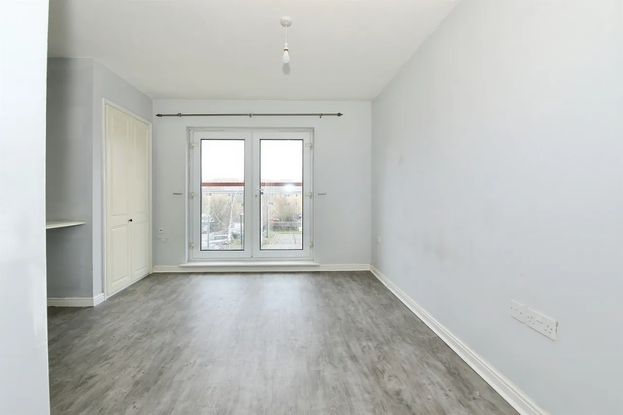 2 bed flat for sale — Clayburn Road, Hampton Centre, Peterborough