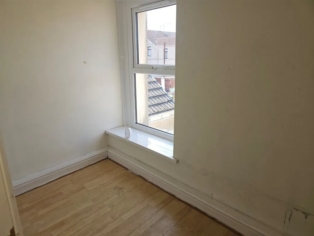 Sandfields Road, PORT TALBOT, photo 9