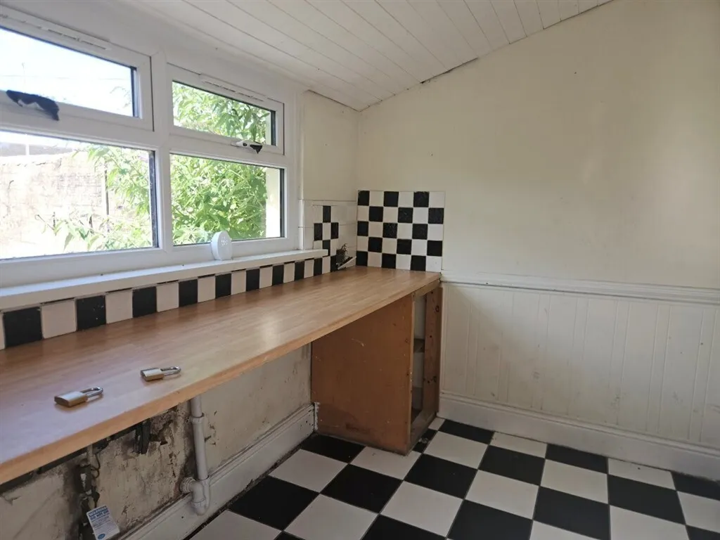 Sandfields Road, PORT TALBOT, photo 4