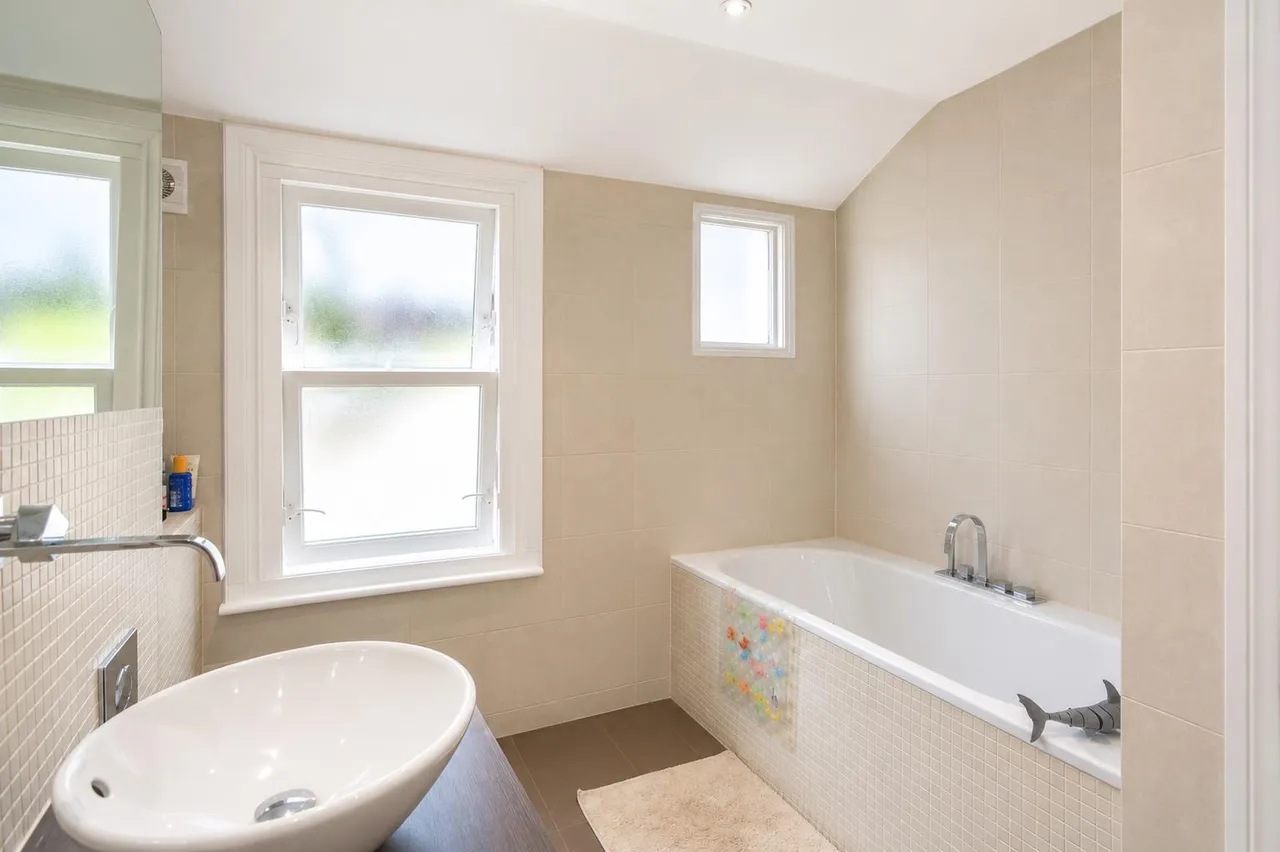 Felsham Road, London, SW15, photo 10