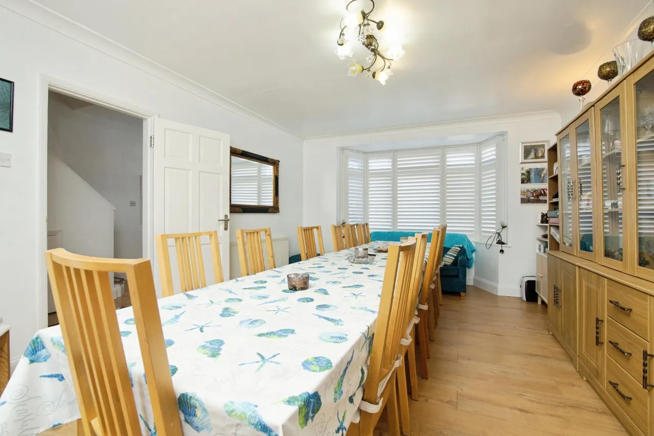 Cheyne Close, Bromley, BR2, photo 3