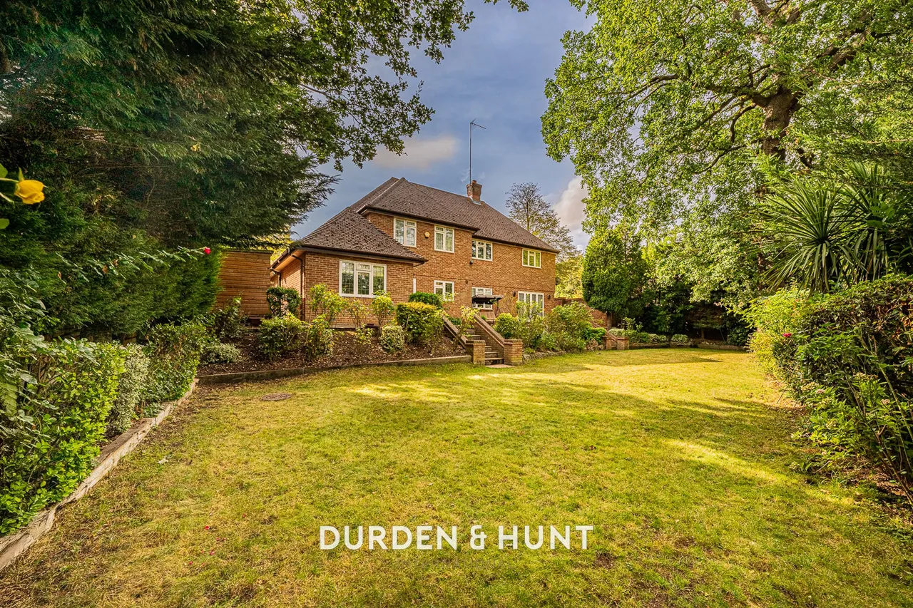 Tall Trees Close, Hornchurch, RM11, photo 34