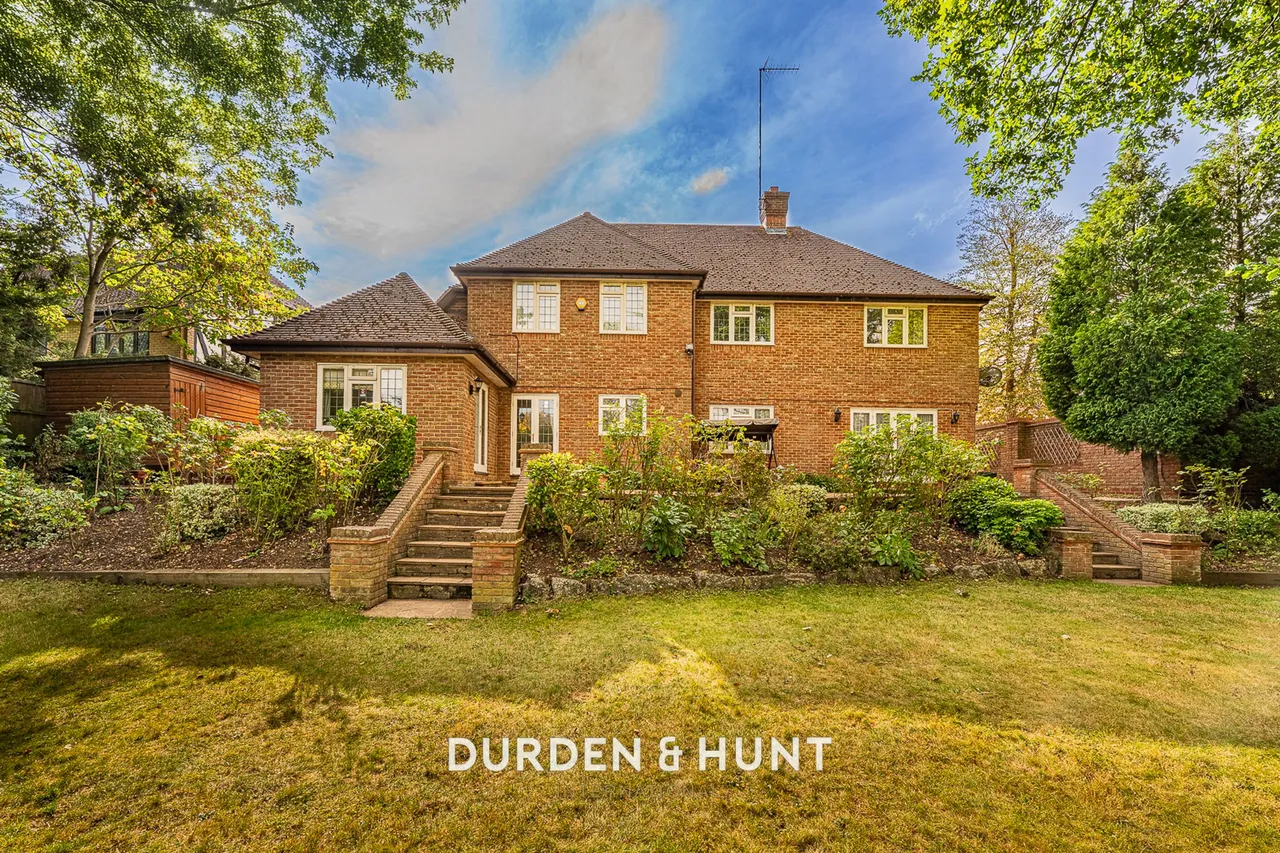Tall Trees Close, Hornchurch, RM11, photo 35