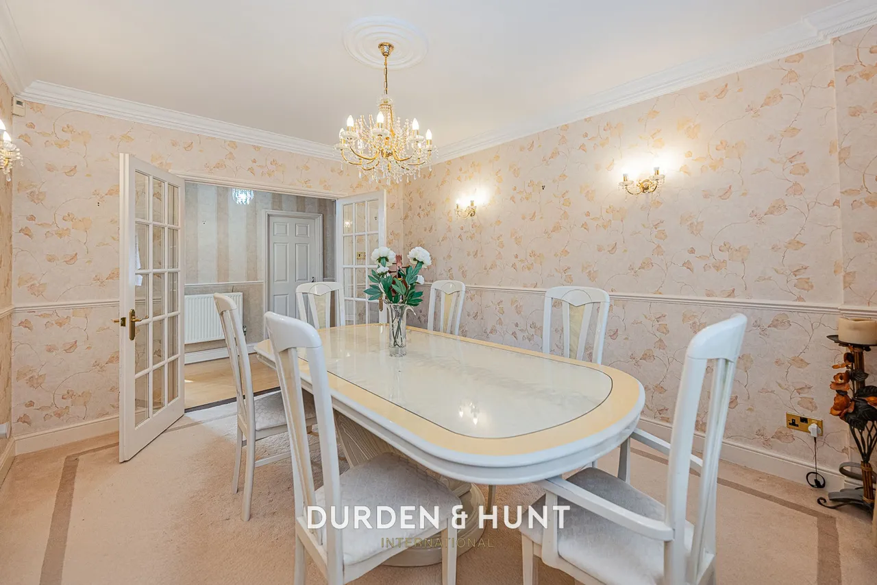 Tall Trees Close, Hornchurch, RM11, photo 11