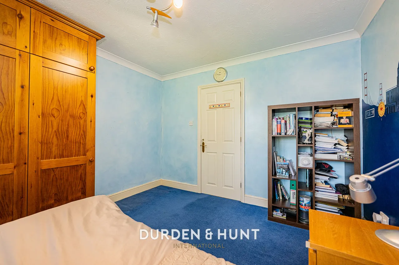 Tall Trees Close, Hornchurch, RM11, photo 26