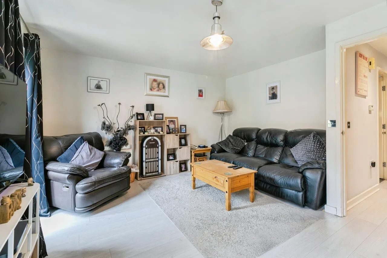 The Rise, Brierley, S72, photo 5