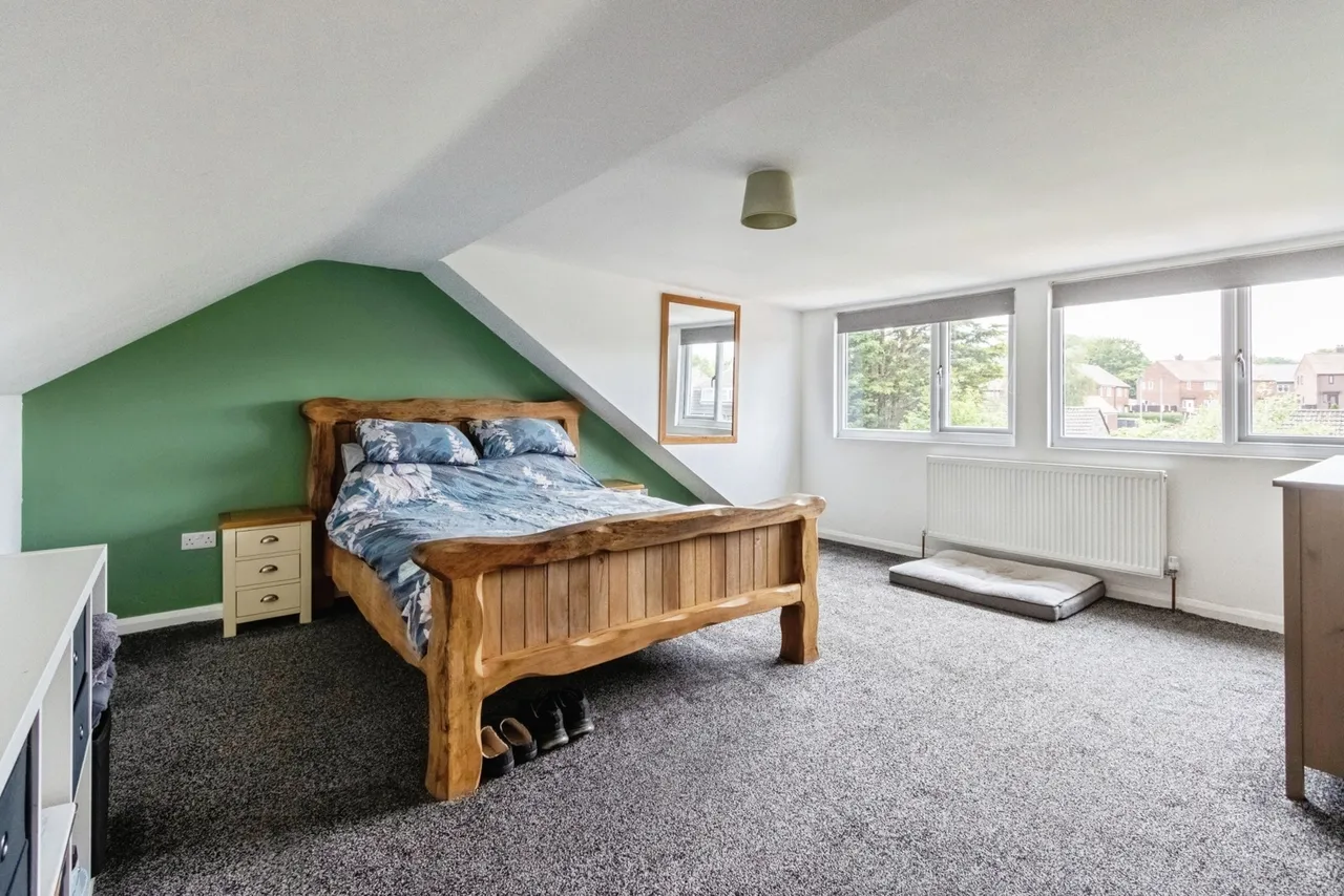 Lowmoor Crescent, Hall Green, Wakefield, West Yorkshire, WF4, photo 8