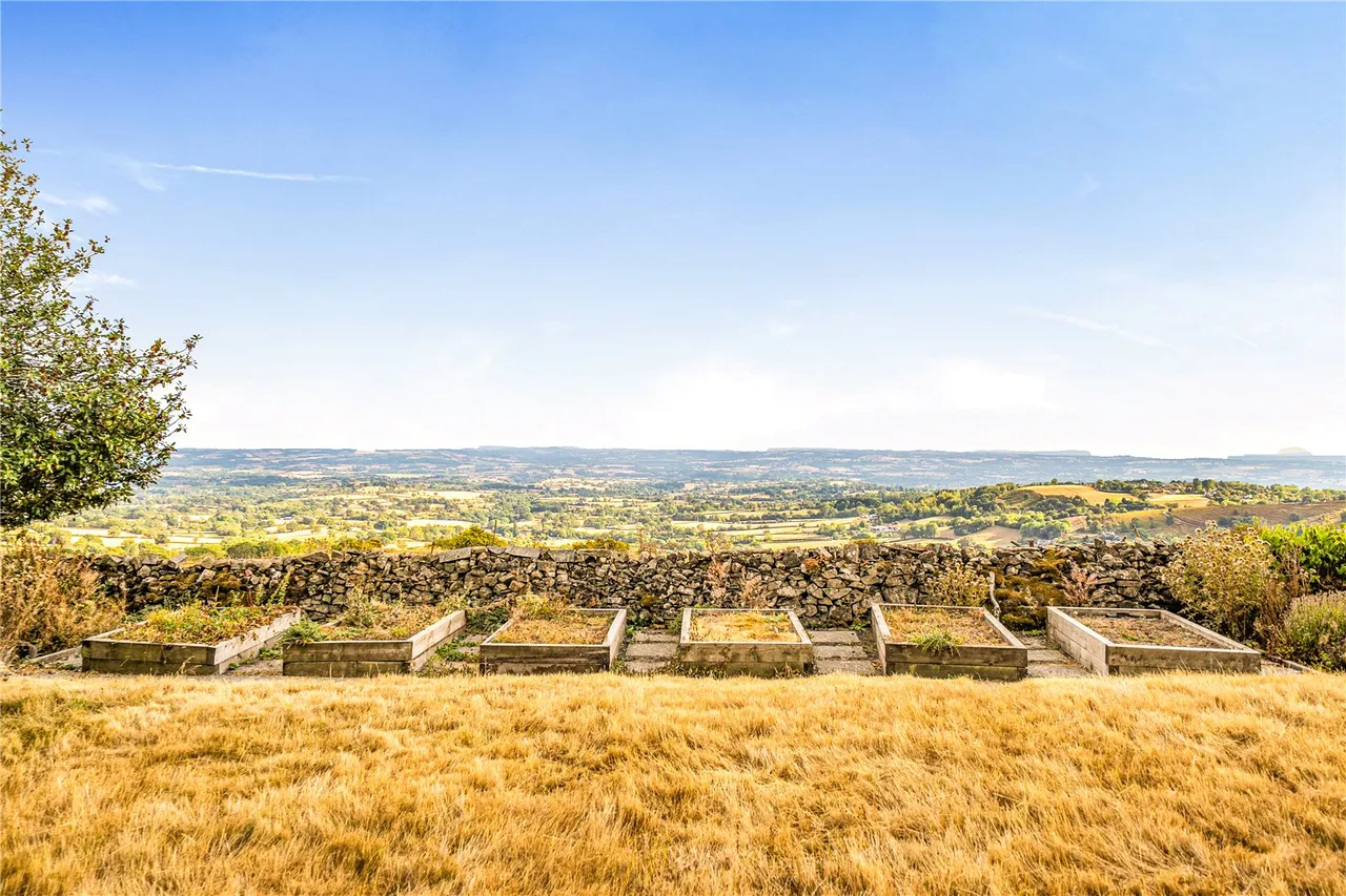 Cornbrook, Clee Hill, Ludlow, Shropshire, SY8 3QQ, photo 2