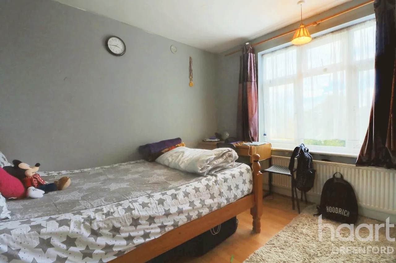Ruislip Road, Greenford, UB6, photo 4