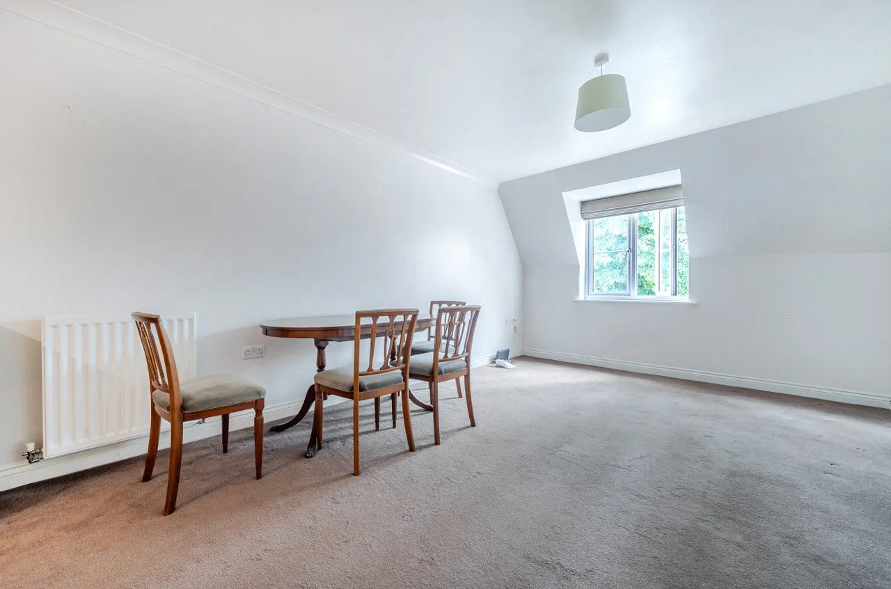 London Road, Guildford, GU1, photo 7